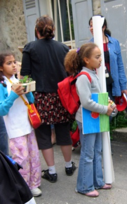 beaucoup d'anxit au moment du dpart. Comment en effet ranger tout a dans le car?